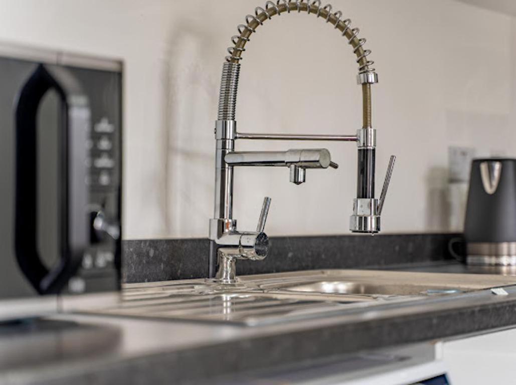 Birmingham Apt-Sleeps 4-Walk To City Centre-Pets Eksteriør bilde